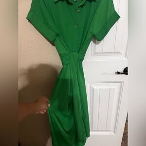 Elegant Green Women's Dress